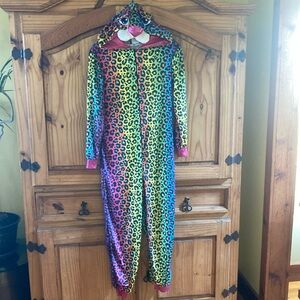 Girls blue orange green cheetah hooded one piece pajamas size L (10/12)